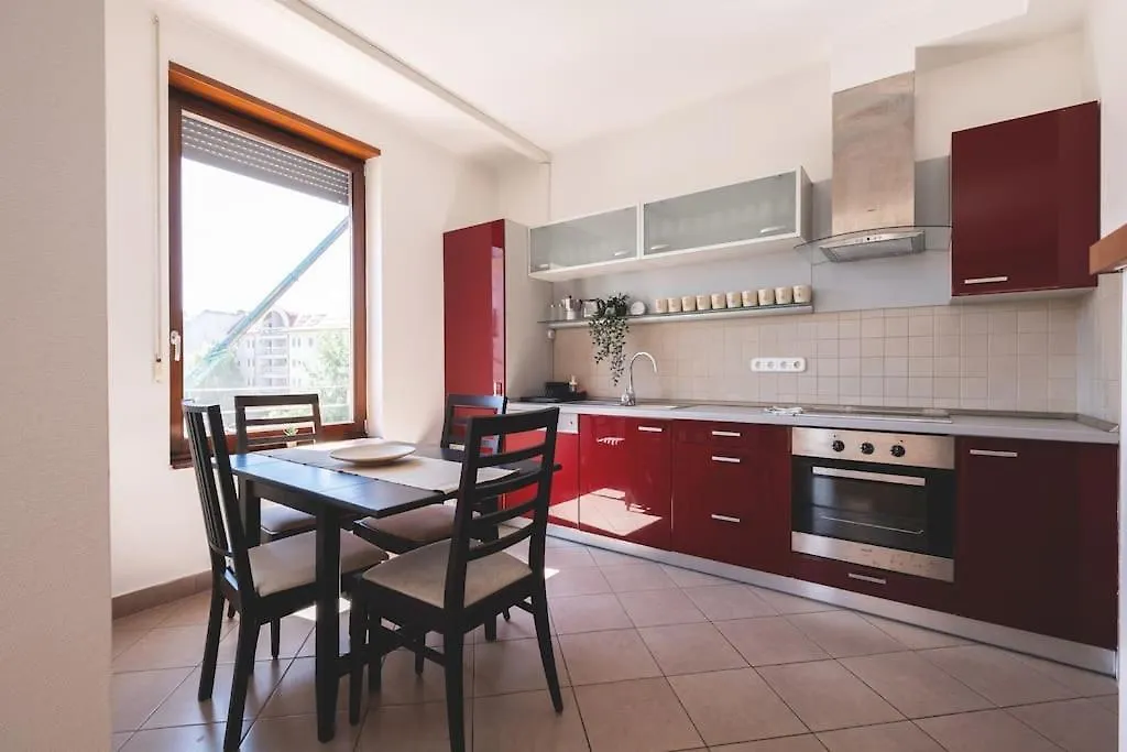 Bright Downtown Balcony Retreat Apartment Budapest