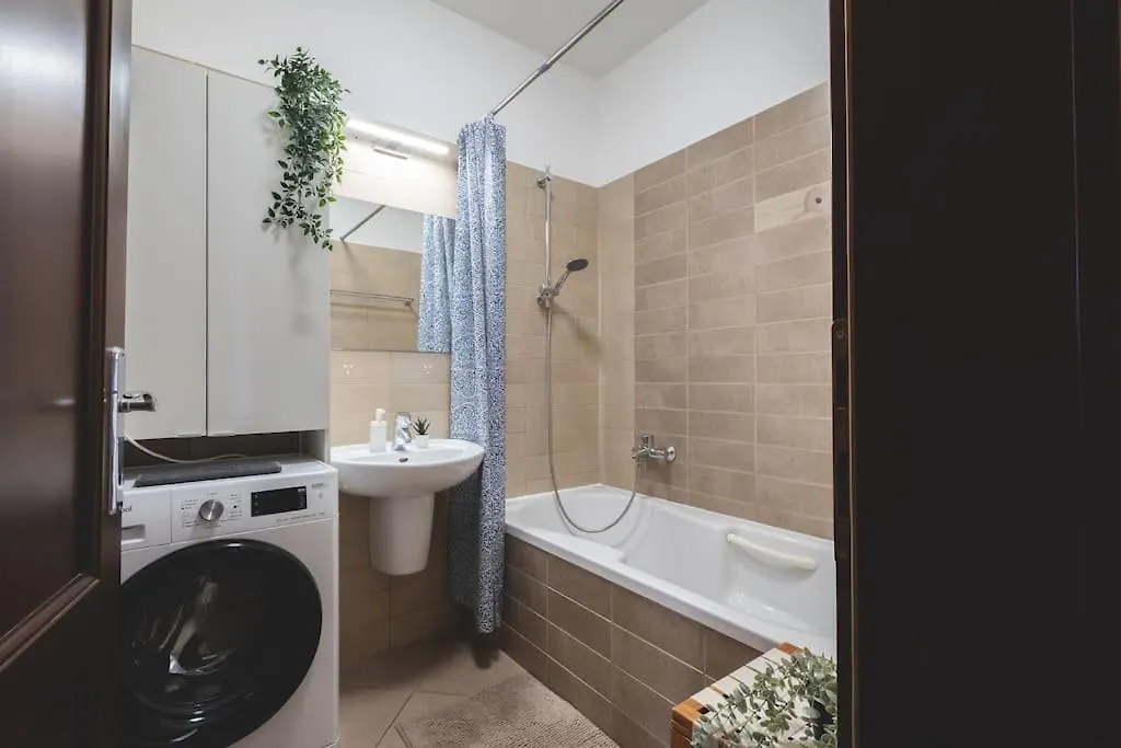 Apartament Bright Downtown Balcony Retreat Budapeszt Węgry